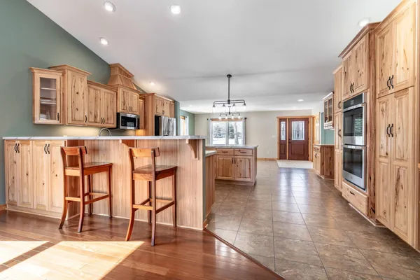 $619,900 | 27757 Oak Point Road, Elbow Lake, MN 56531