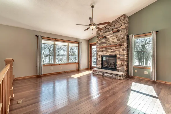 $619,900 | 27757 Oak Point Road, Elbow Lake, MN 56531