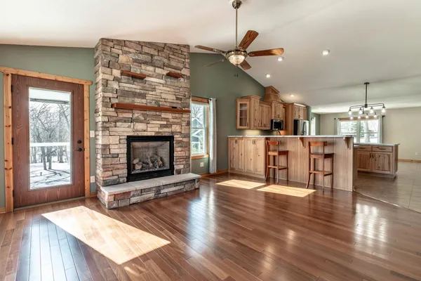 $619,900 | 27757 Oak Point Road, Elbow Lake, MN 56531