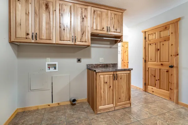 $619,900 | 27757 Oak Point Road, Elbow Lake, MN 56531