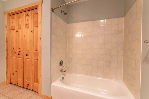 $619,900 | 27757 Oak Point Road, Elbow Lake, MN 56531