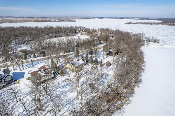 $619,900 | 27757 Oak Point Road, Elbow Lake, MN 56531