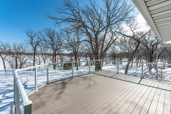 $619,900 | 27757 Oak Point Road, Elbow Lake, MN 56531