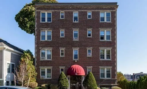 $1,950 | 15 Governors Avenue, Unit 19, Medford, MA 02155
