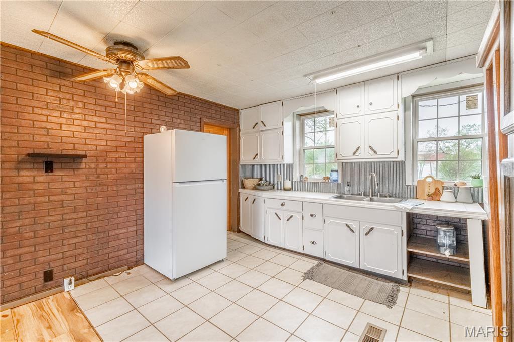 605 3rd Street Marble Hill, MO 63764 - Photo 23 of 44