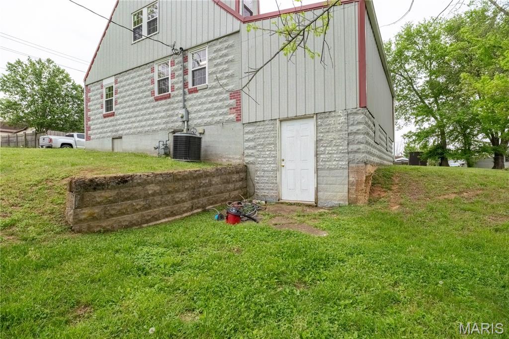 605 3rd Street Marble Hill, MO 63764 - Photo 35 of 44