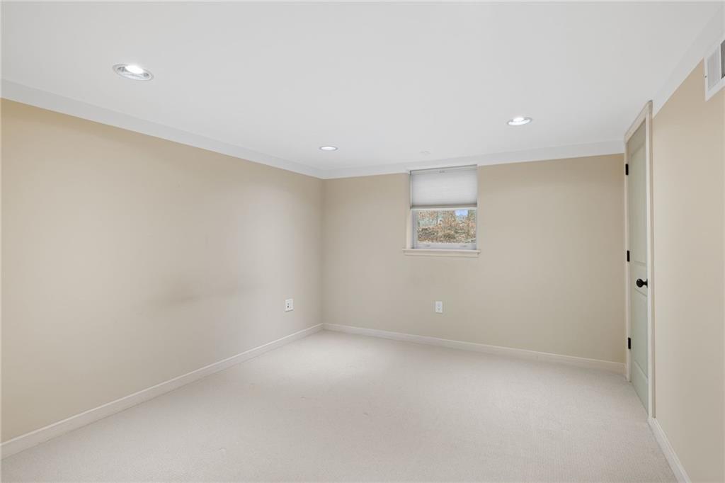 1429 Lakeview Road Grayson, GA 30017 - Photo 43 of 53