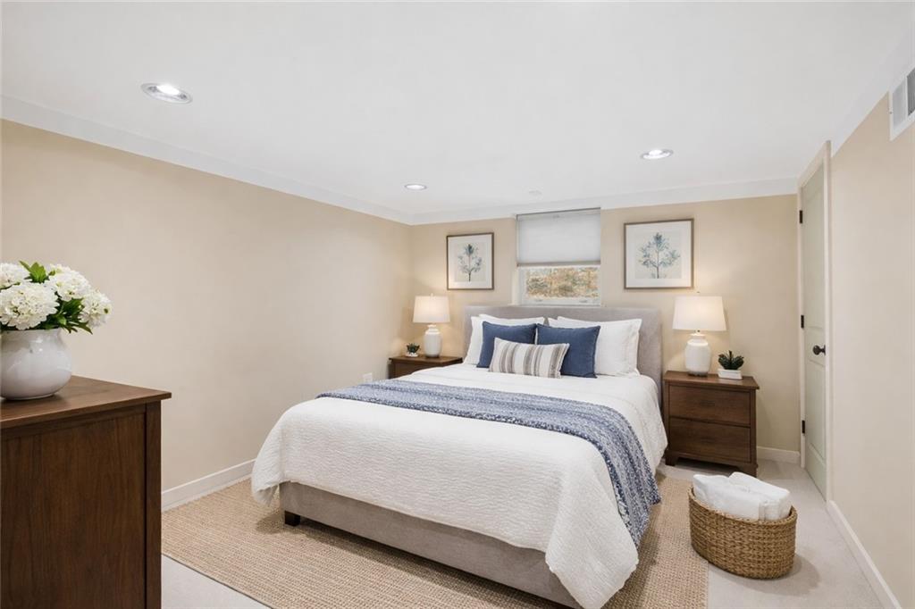 1429 Lakeview Road Grayson, GA 30017 - Photo 8 of 53