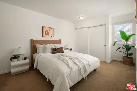 $1,450,000 | 32 Village Parkway, Santa Monica, CA 90405