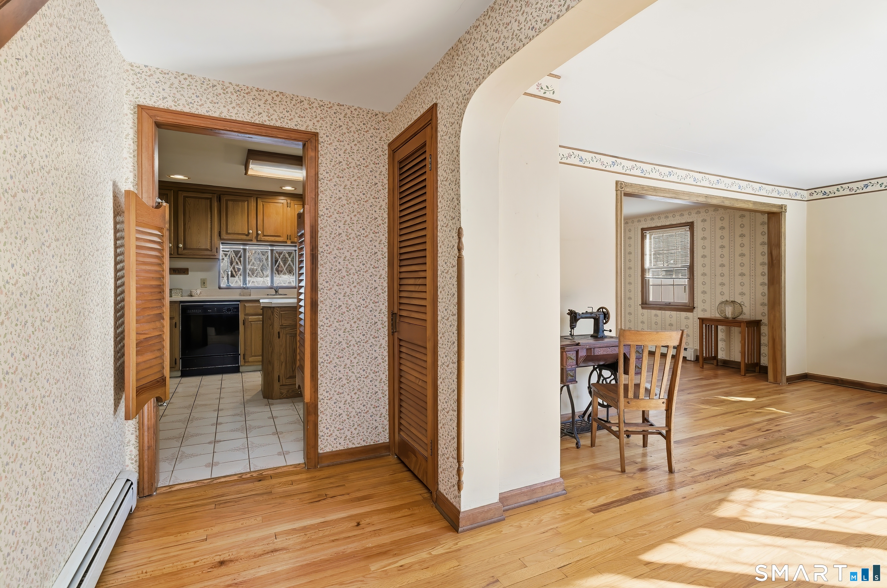 98 Wheeler Lane Torrington, CT 06790 - Photo 7 of 40