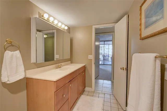 $3,750 | 1380 Gulf Boulevard, Unit 206, Clearwater, FL 33767