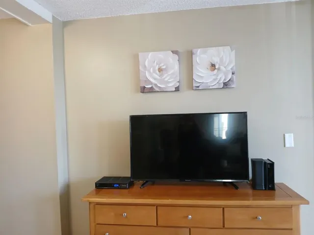 $3,750 | 1380 Gulf Boulevard, Unit 206, Clearwater, FL 33767