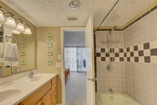 $3,750 | 1380 Gulf Boulevard, Unit 206, Clearwater, FL 33767