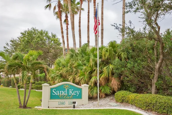 $3,750 | 1380 Gulf Boulevard, Unit 206, Clearwater, FL 33767