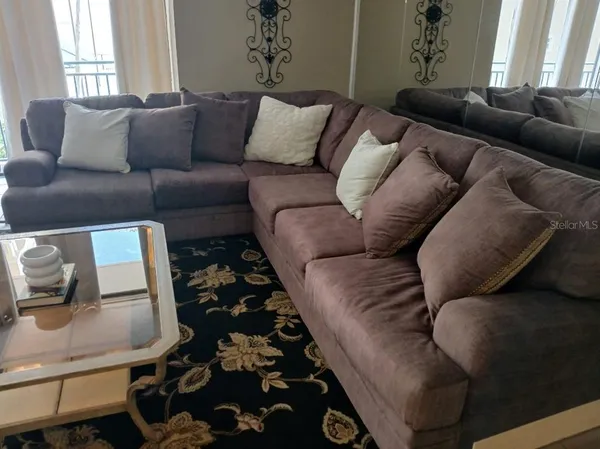 $3,750 | 1380 Gulf Boulevard, Unit 206, Clearwater, FL 33767