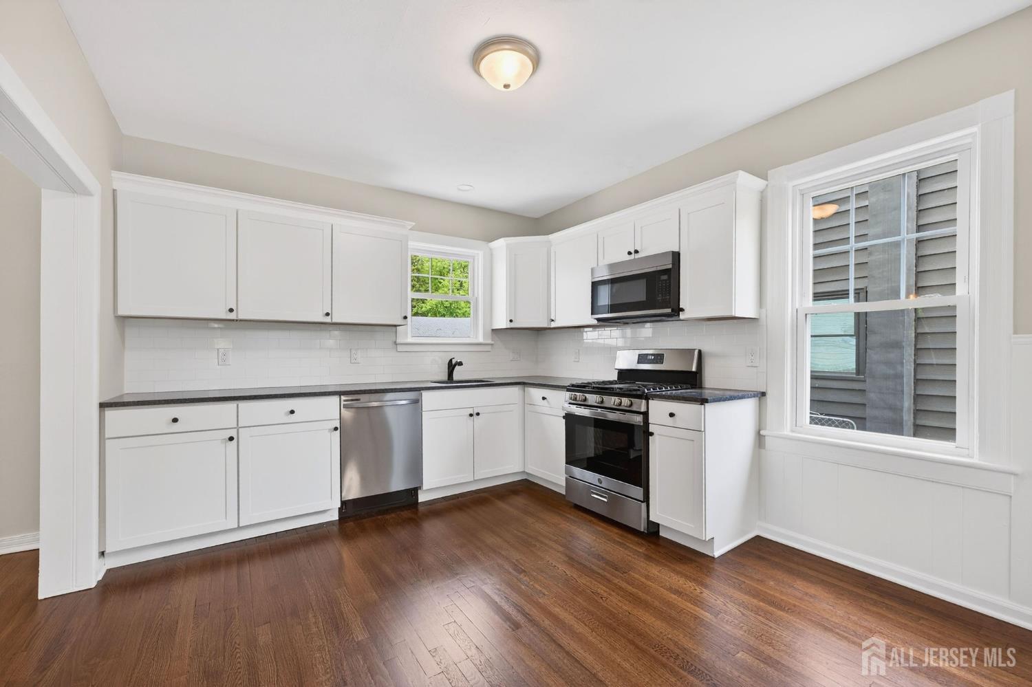 322 Madison Avenue Dunellen, NJ 08812 - Photo 13 of 49