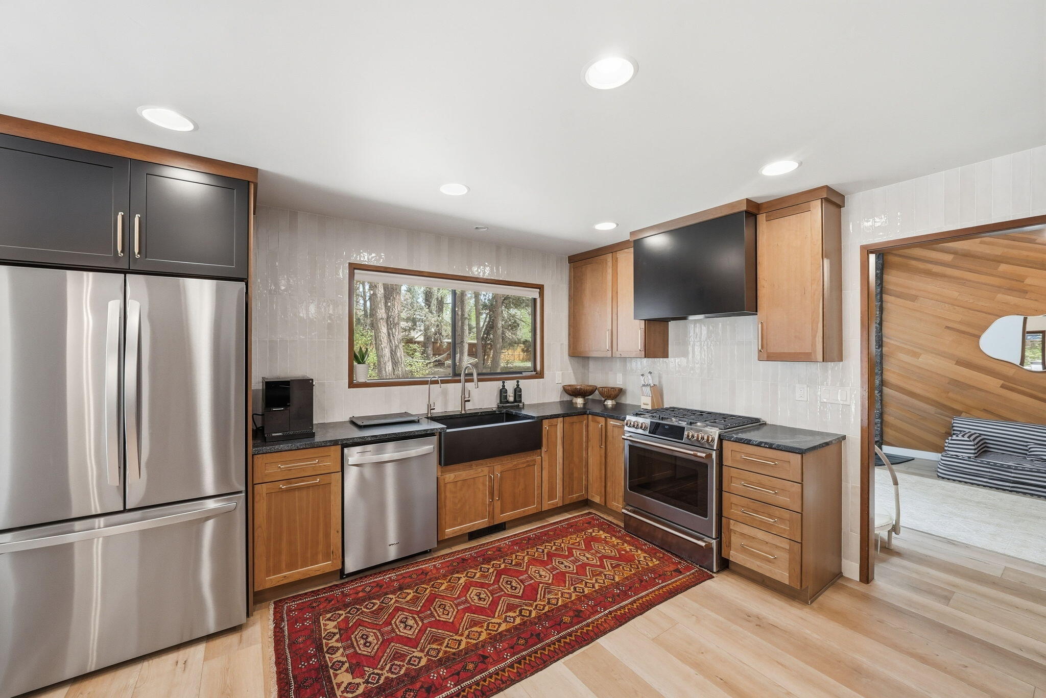 2728 Northwest Scandia Loop Bend, OR 97703 - Photo 13 of 40 18-web-or-mls-Riley_Visuals_048