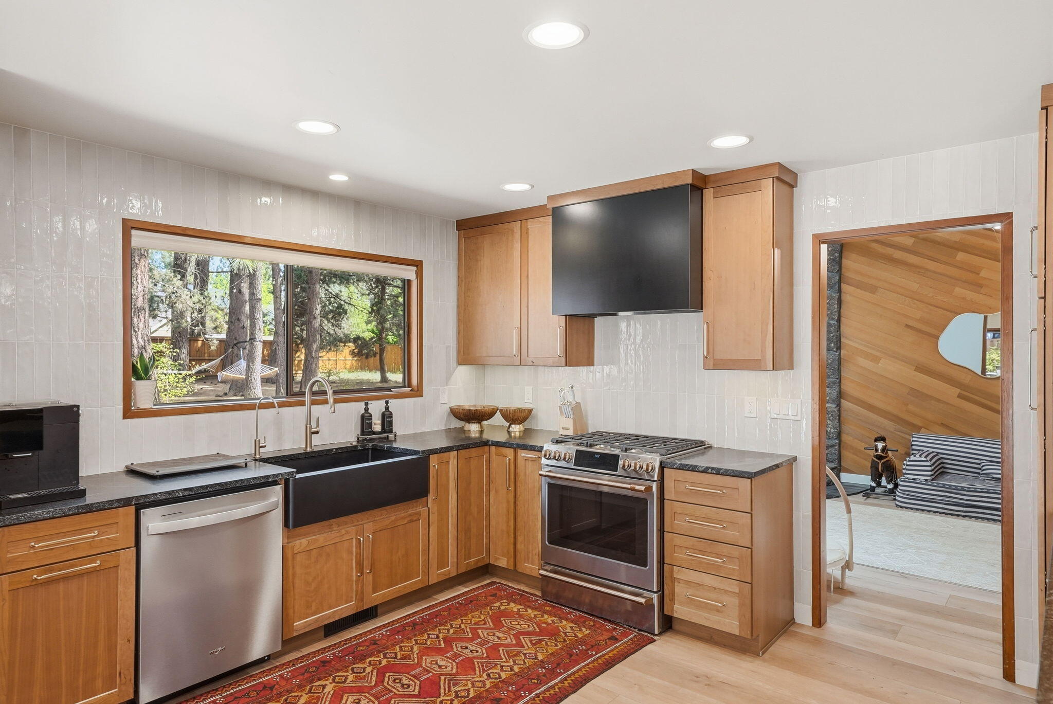 2728 Northwest Scandia Loop Bend, OR 97703 - Photo 15 of 40 20-web-or-mls-Riley_Visuals_050