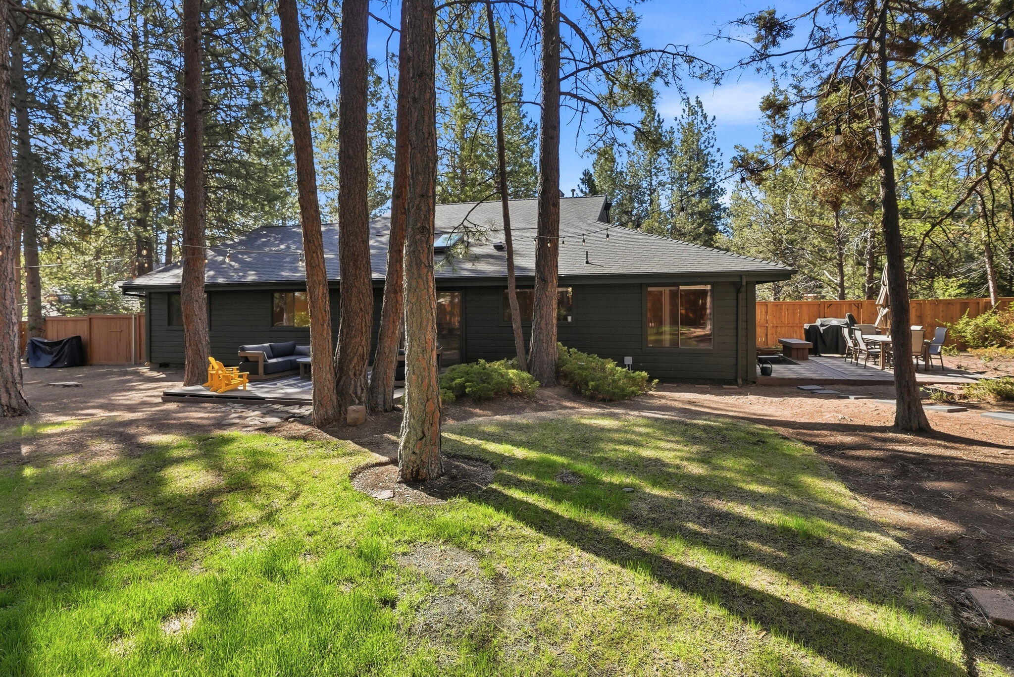 2728 Northwest Scandia Loop Bend, OR 97703 - Photo 31 of 40 44-web-or-mls-Riley_Visuals_027 (2)
