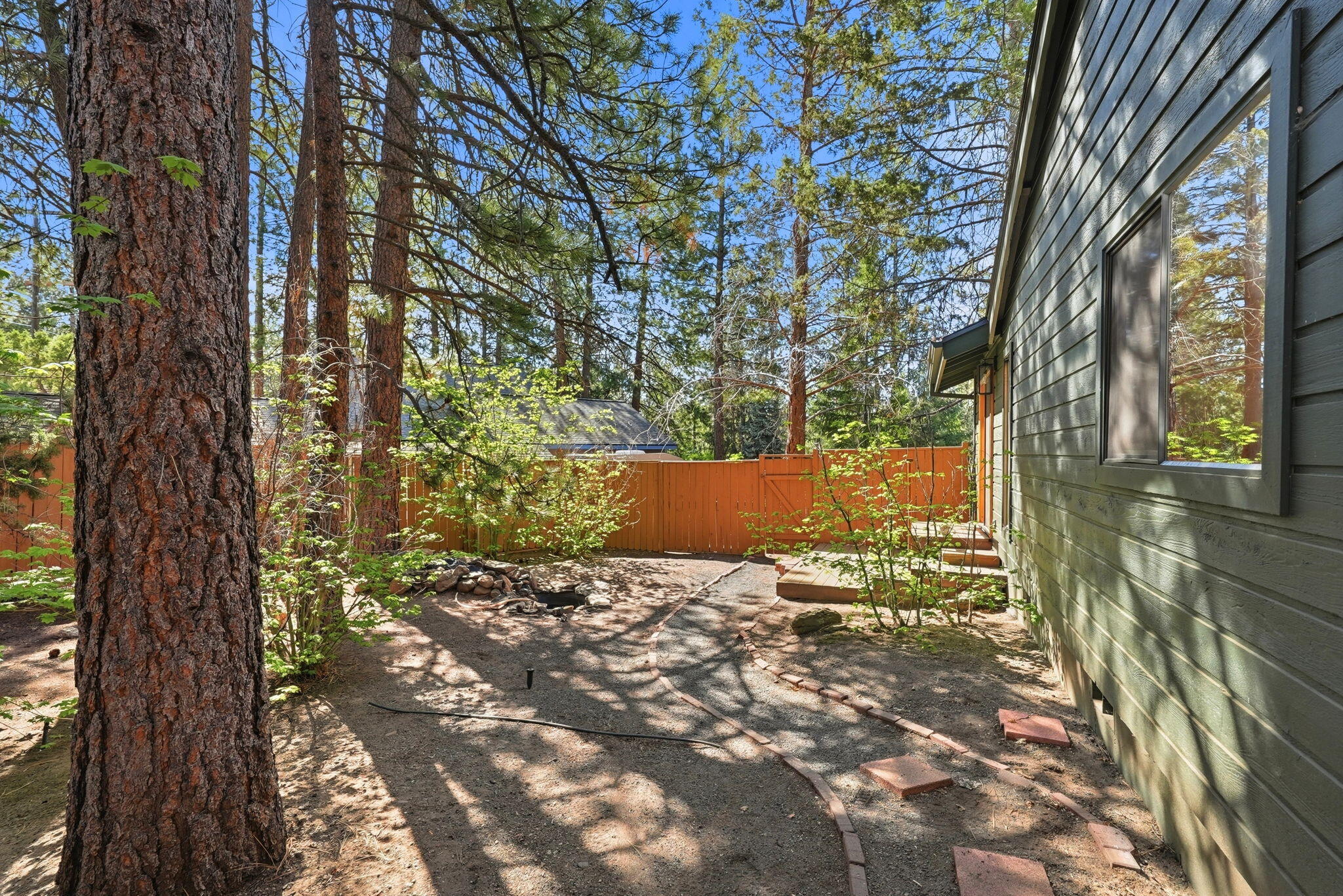 2728 Northwest Scandia Loop Bend, OR 97703 - Photo 36 of 40 51-web-or-mls-Riley_Visuals_034