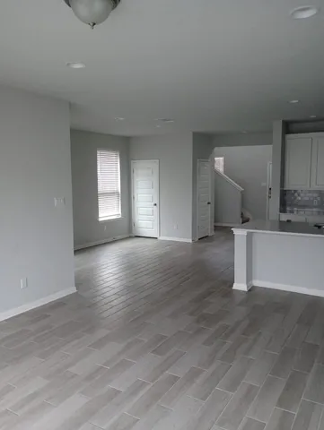 $359,000 | 336 Mclintock Road, Jarrell, TX 76537