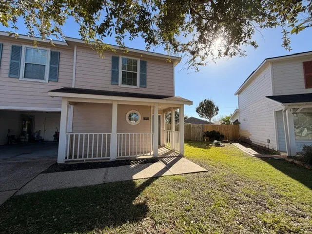 $2,300 | 2602 Shark Circle, Texas City, TX 77591