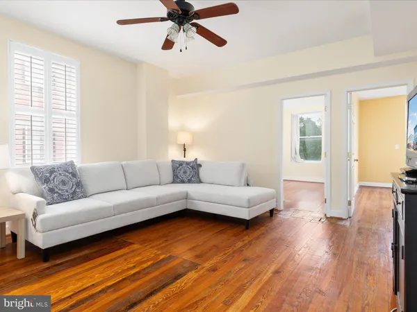$1,300 | 401 East Main Street, Unit A, Front Royal, VA 22630