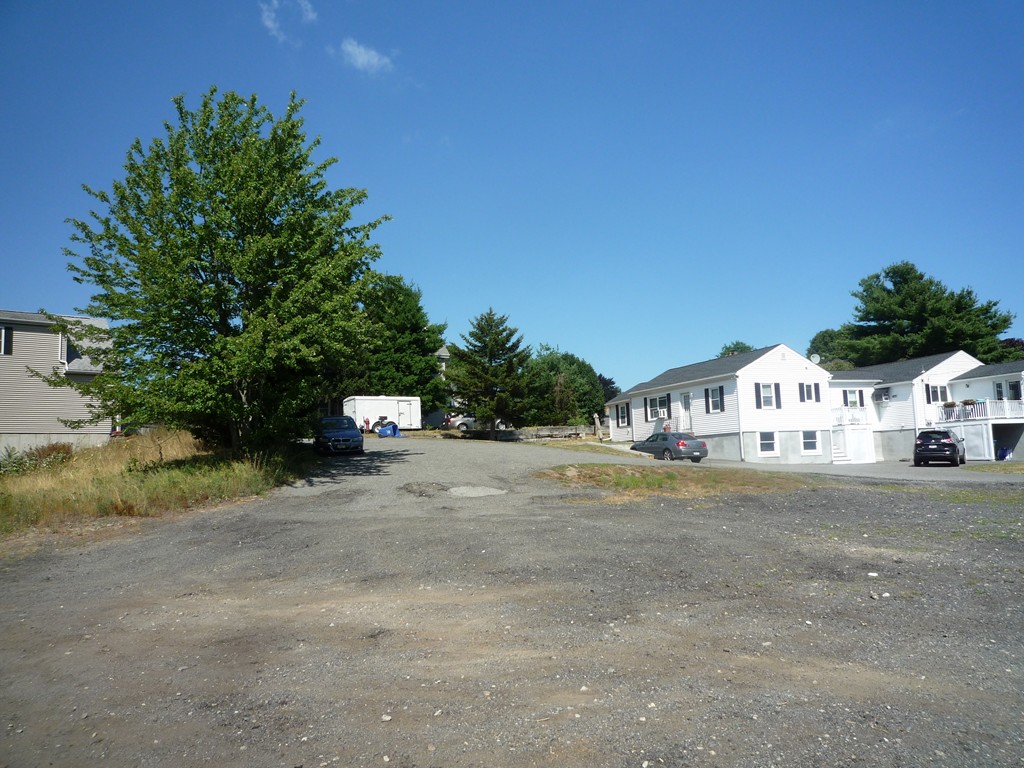 16 Spring Avenue Wakefield, MA 01880 - Photo 3 of 3 Gallery Image 3