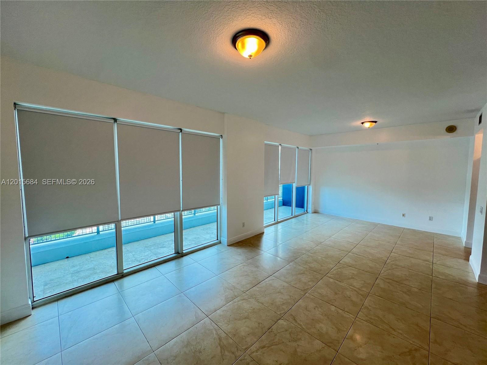 60 Southwest 13th Street, Unit 3609 Miami, FL 33130 - Photo 6 of 24 a view of an empty room