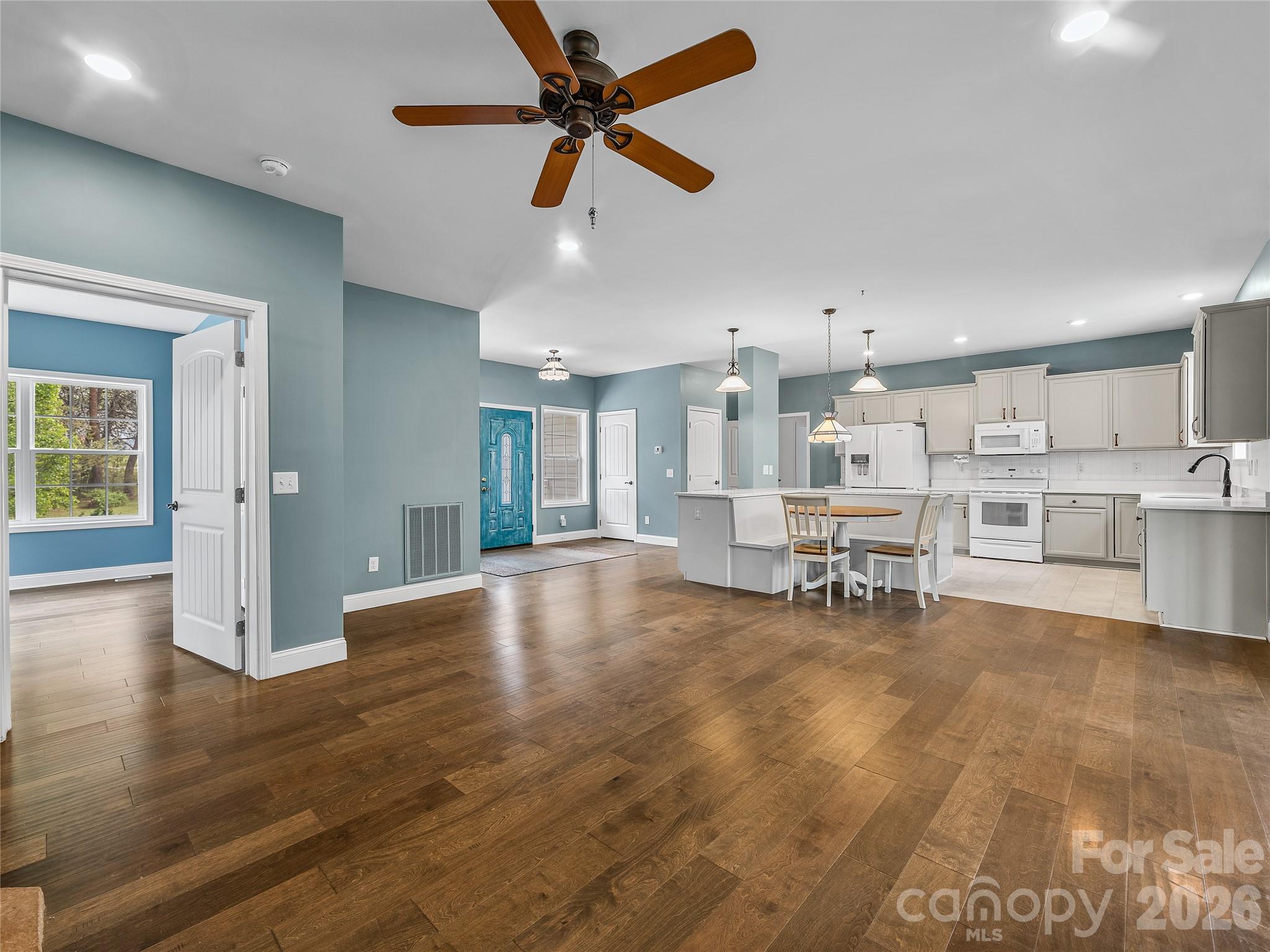 2500 South Blackstock Road Landrum, SC 29356 - Photo 14 of 48