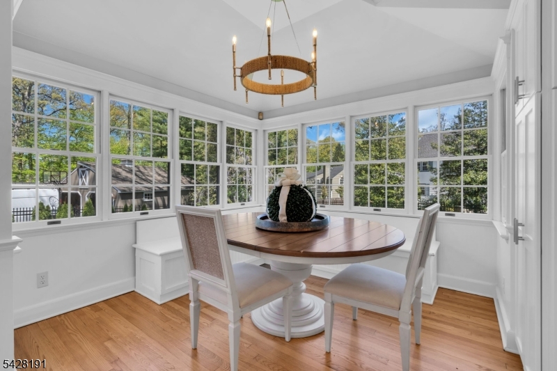 1657 Forest Hill Road Plainfield, NJ 07060 - Photo 15 of 49