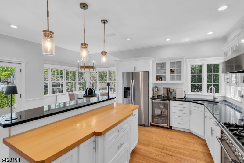 1657 Forest Hill Road Plainfield, NJ 07060 - Photo 17 of 49