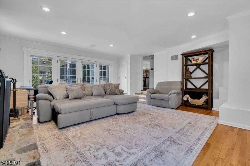 1657 Forest Hill Road Plainfield, NJ 07060 - Photo 22 of 49