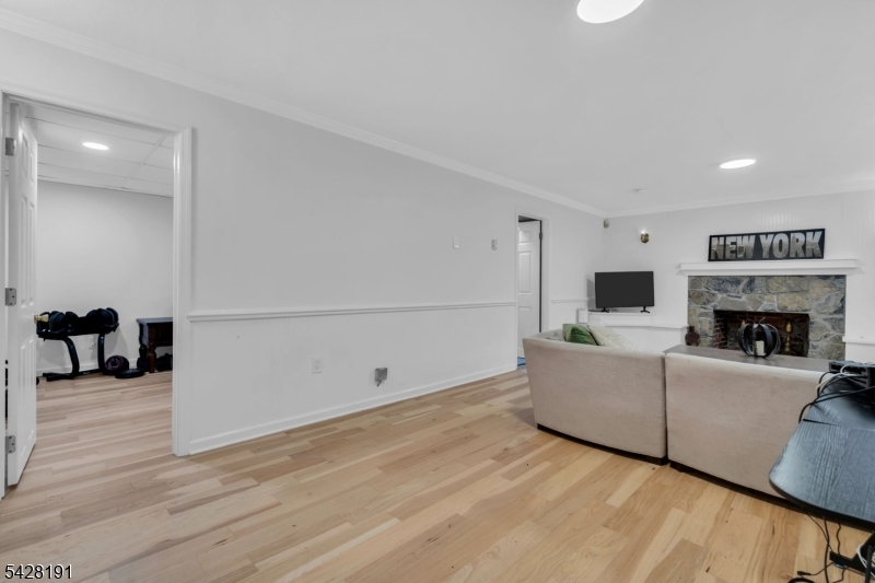 1657 Forest Hill Road Plainfield, NJ 07060 - Photo 40 of 49