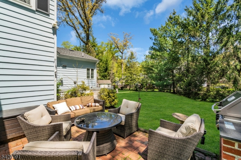 1657 Forest Hill Road Plainfield, NJ 07060 - Photo 45 of 49