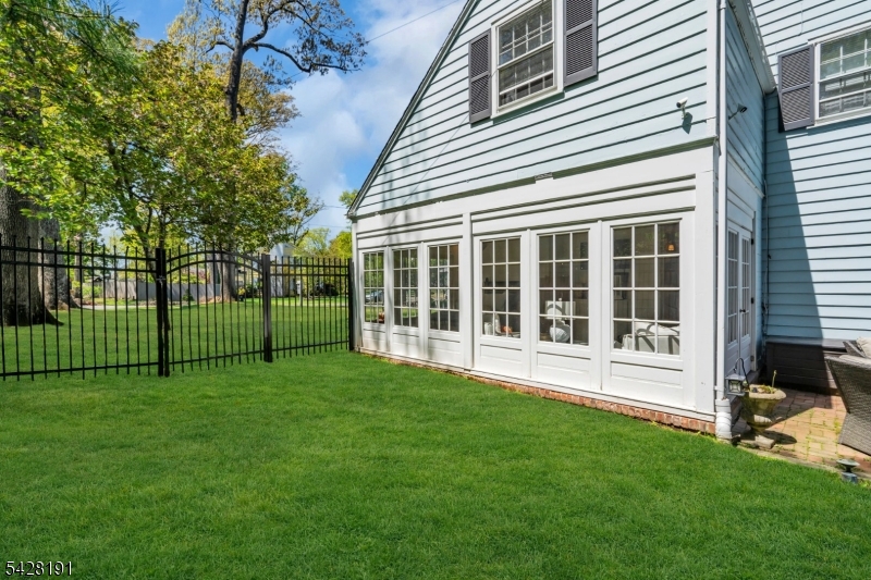 1657 Forest Hill Road Plainfield, NJ 07060 - Photo 48 of 49