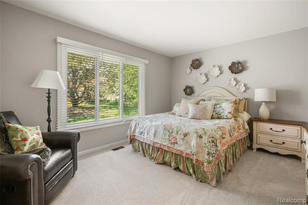 2121 London Bridge Drive, Unit 77 Rochester, MI 48307 - Photo 18 of 22