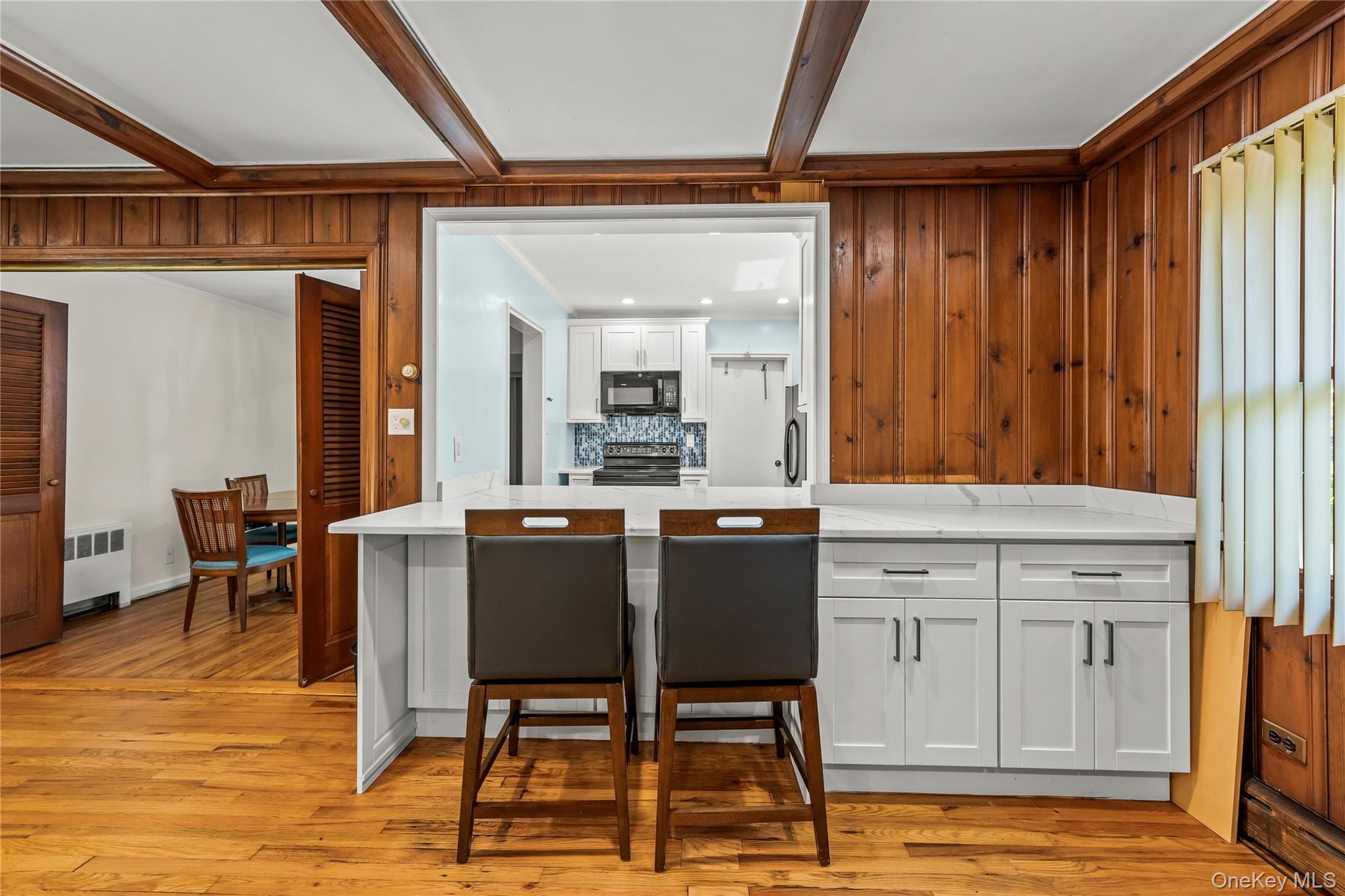 26 Sycamore Road Valley Stream, NY 11581 - Photo 34 of 48 Gallery Image 34