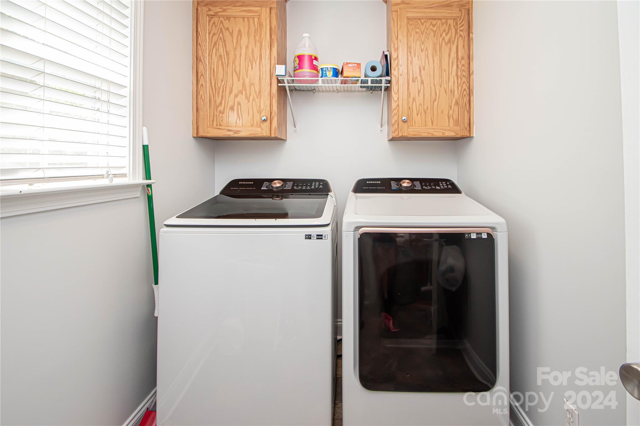 1641 Logan Terry Road Lancaster, SC 29720 - Photo 30 of 45 a utility room with dryer and washer