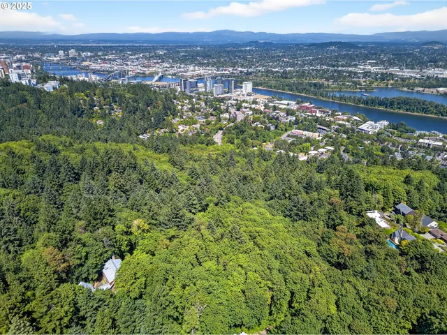 $300,000 | 5144 Southwest Northwood Avenue, Portland, OR 97239