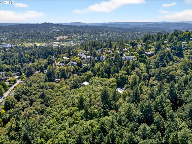 $300,000 | 5144 Southwest Northwood Avenue, Portland, OR 97239