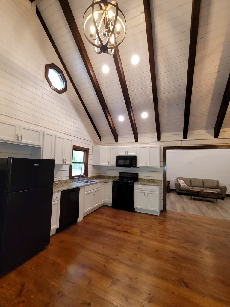 460 Laurel Crossing Blue Ridge, GA 30513 - Photo 5 of 17
