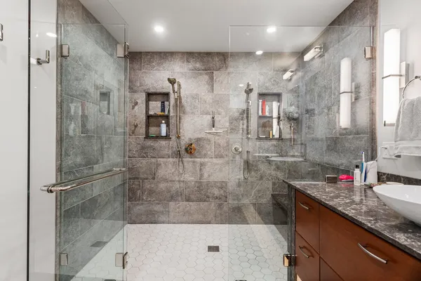 $865,000 | 2402 North Nottingham Court, Champaign, IL 61821