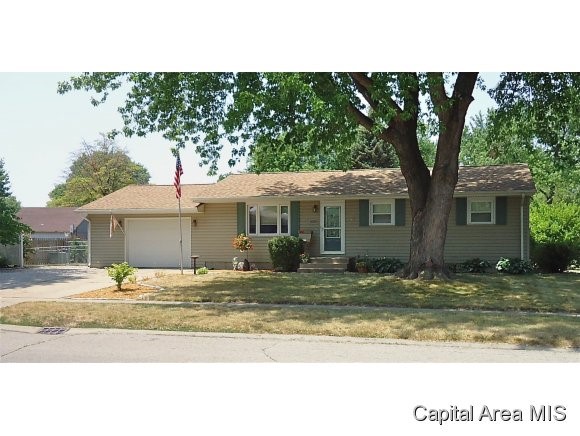 2069 Faringdon Road Springfield, IL 62702 - Photo 1 of 22