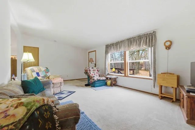 $325,000 | 1827 24th Street Southwest, Pine River, MN 56474