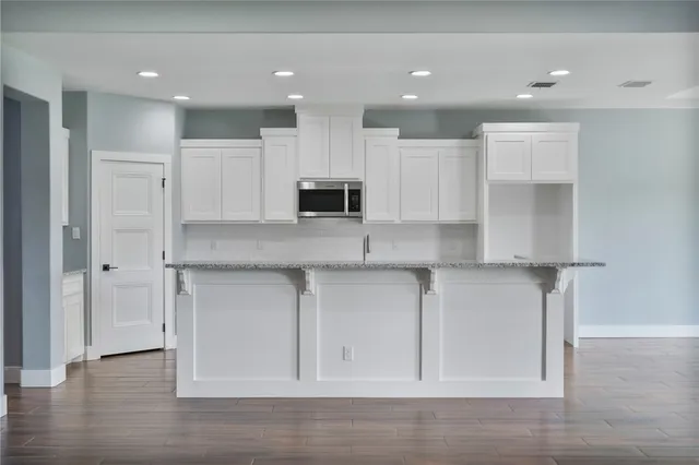 $319,900 | 407 Main Street, Odem, TX 78370