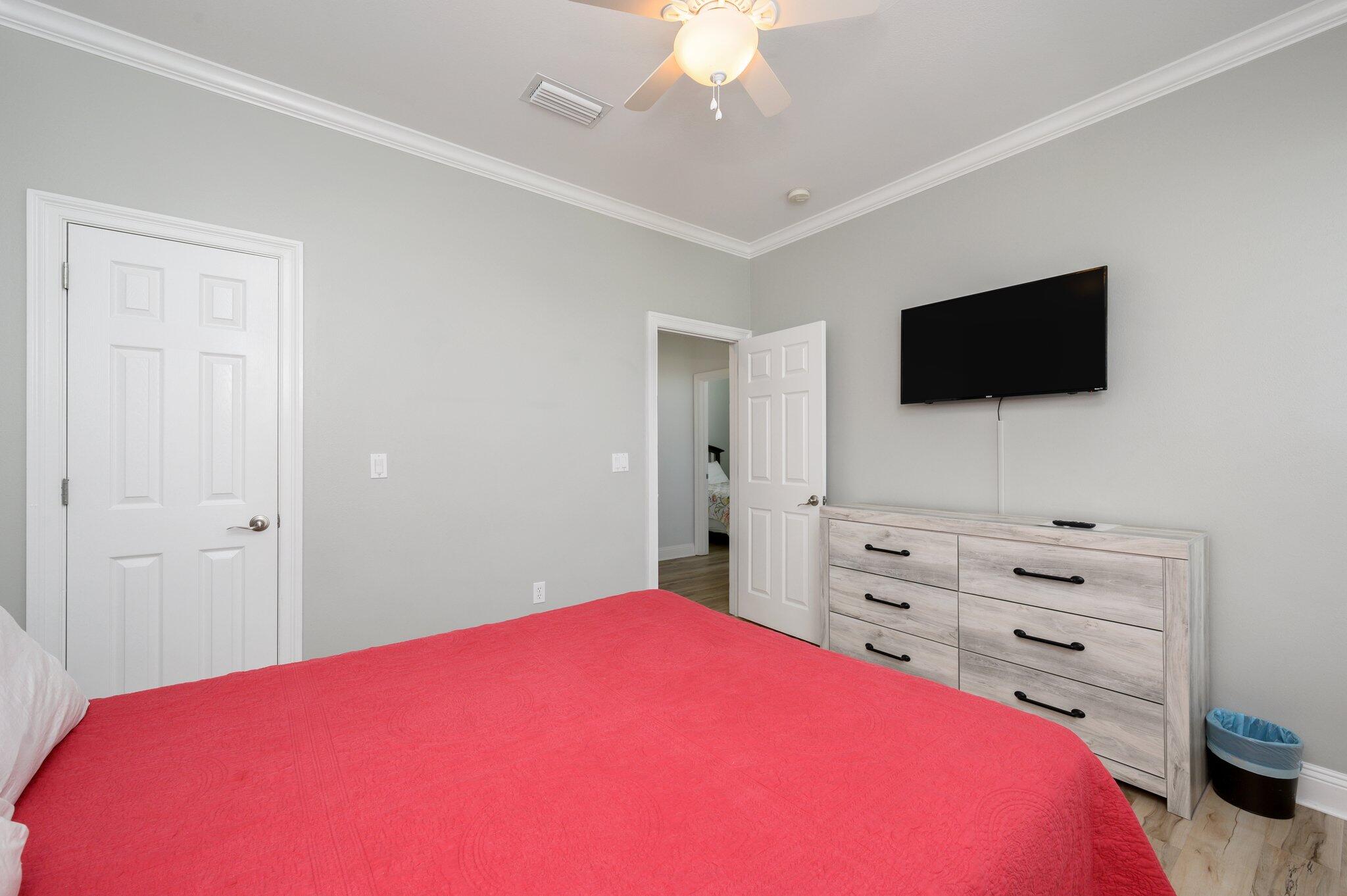 219 Grand Key Loop East Destin, FL 32541 - Photo 38 of 59 3rd Floor Bedroom