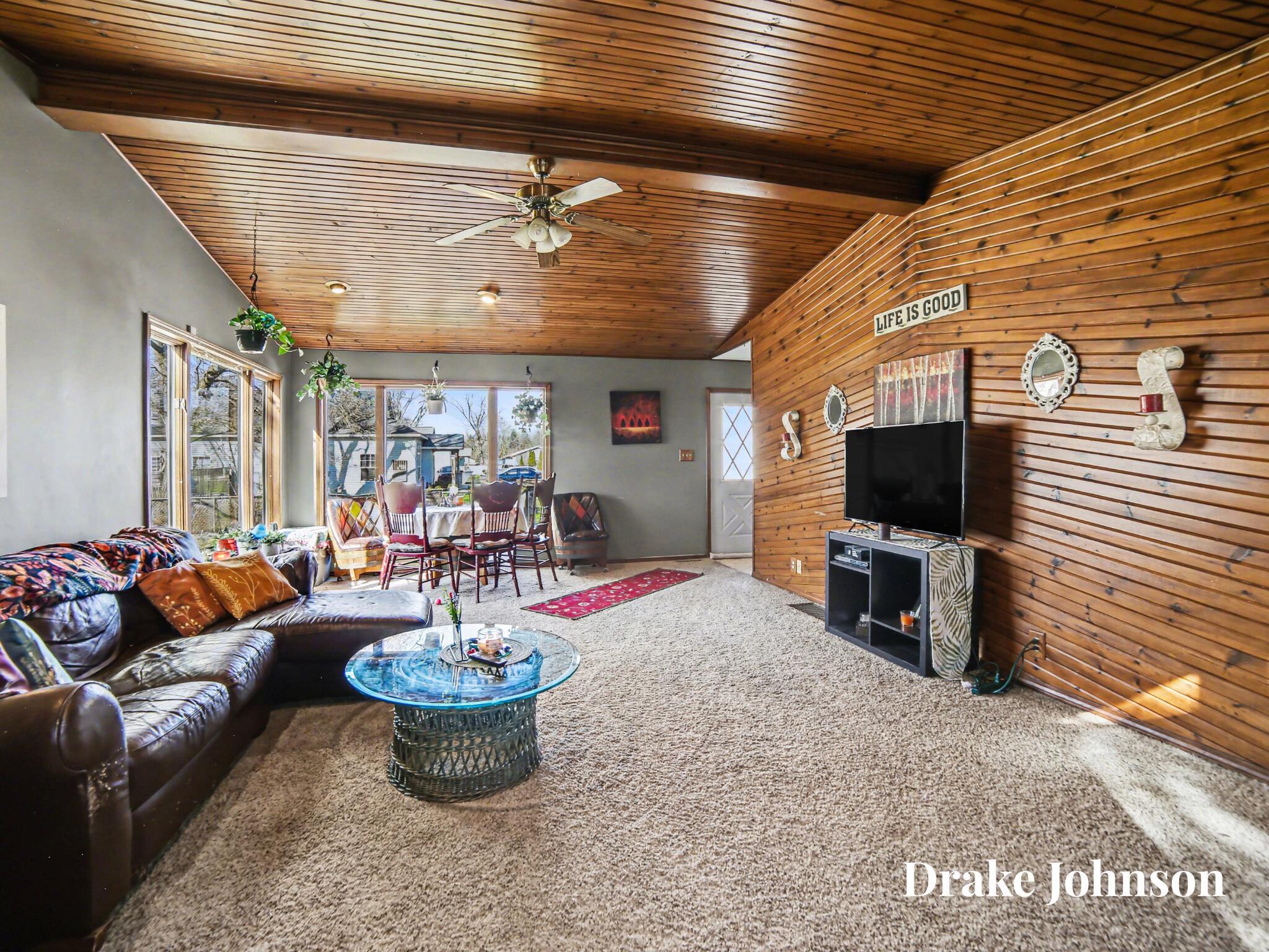 2475 Holton Road Muskegon, MI 49445 - Photo 11 of 25 22