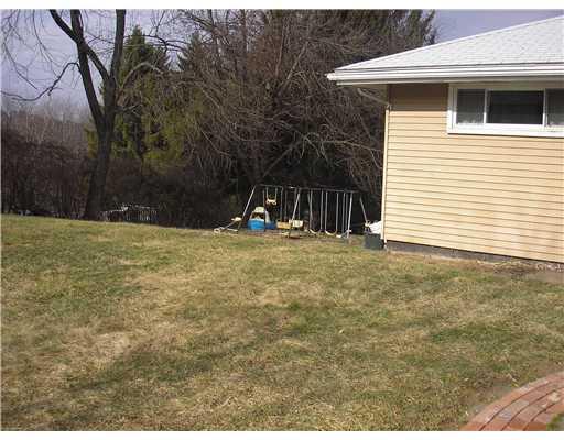 252 Ewings Mill Road Coraopolis, PA 15108 - Photo 9 of 10 Exterior Back.