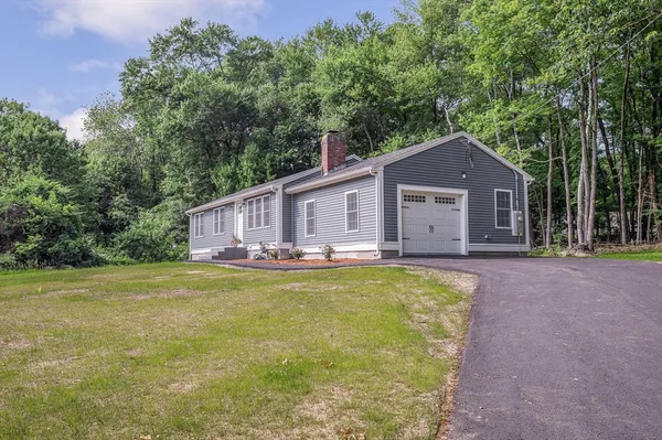 $769,000 | 8 Galloway Road, Chelmsford, MA 01824